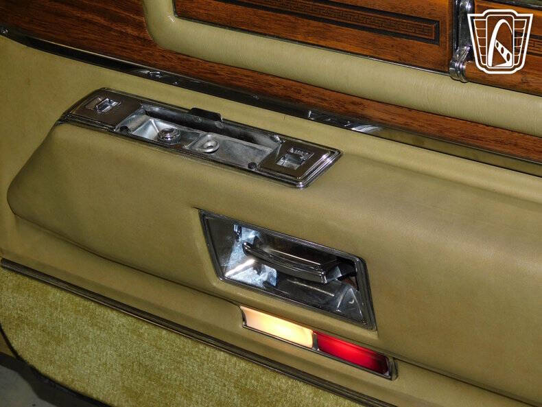 1975 Cadillac DeVille