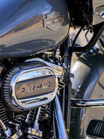 2022 Harley-Davidson Road Glide Special