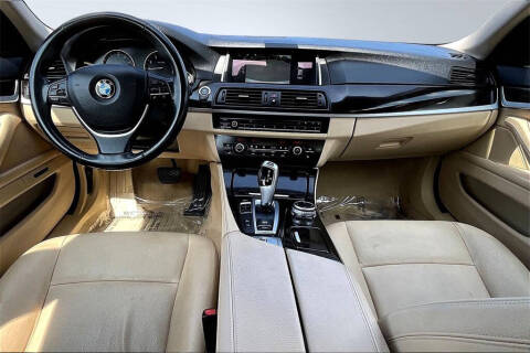 2015 BMW 5 Series 528i xDrive