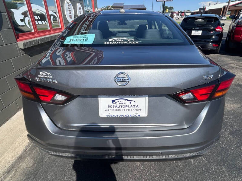 2021 Nissan Altima 2.5 SV