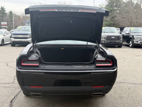 2019 Dodge Challenger SXT