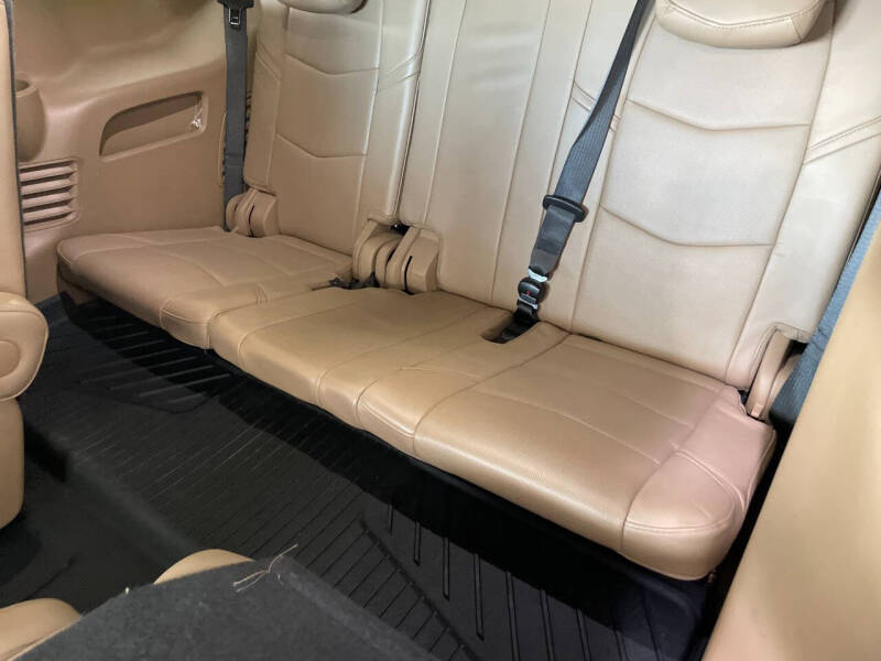 2018 Cadillac Escalade Platinum