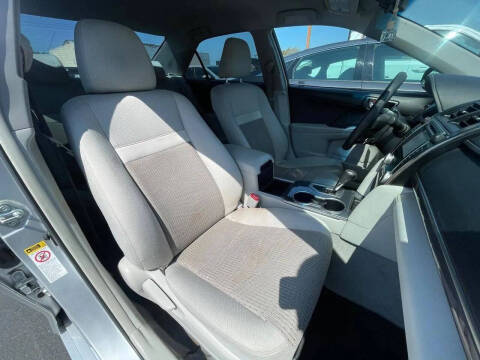 2014 Toyota Camry Hybrid