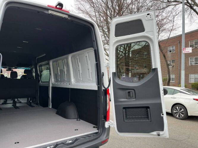 2024 Mercedes-Benz Sprinter