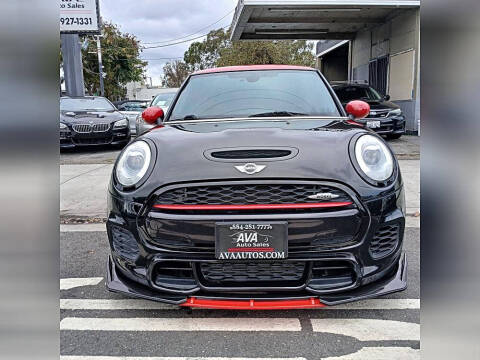 2017 MINI Hardtop 2 Door John Cooper Works