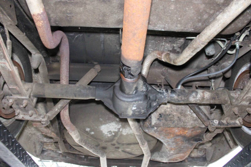 1953 Kaiser Manhattan