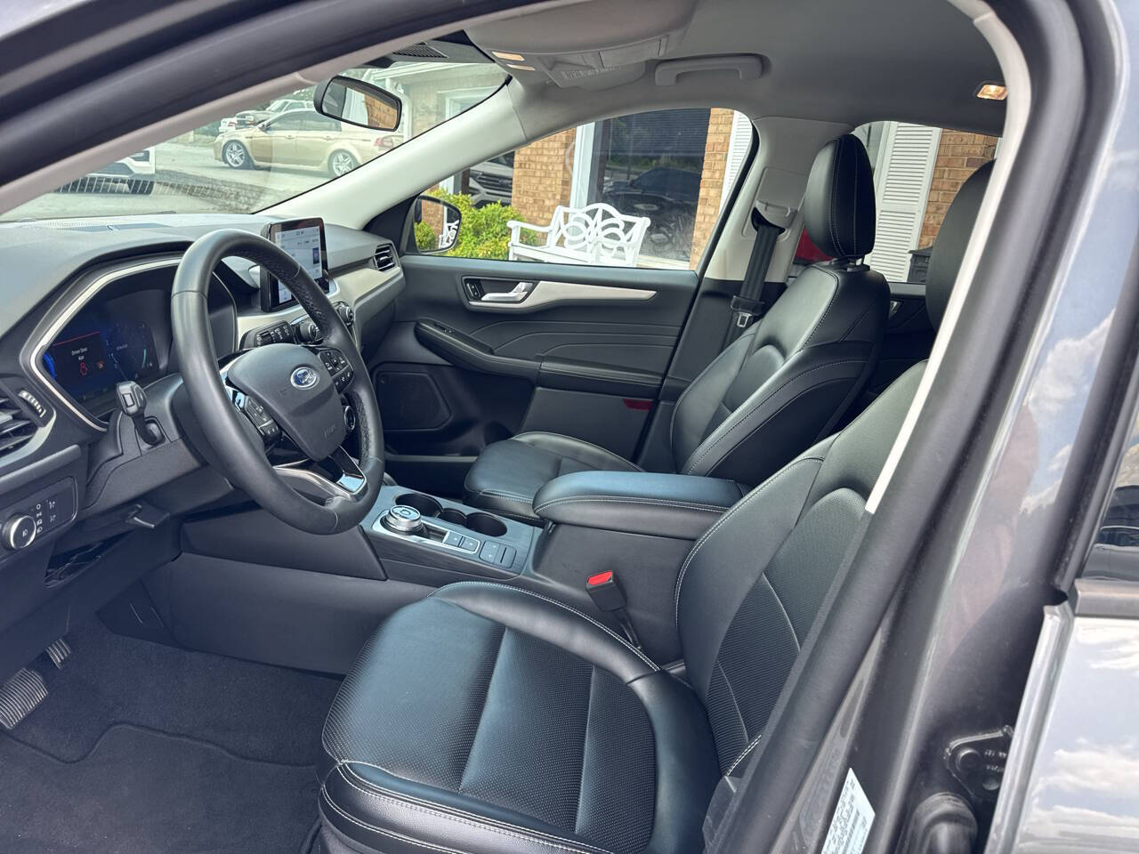 FordEscape16