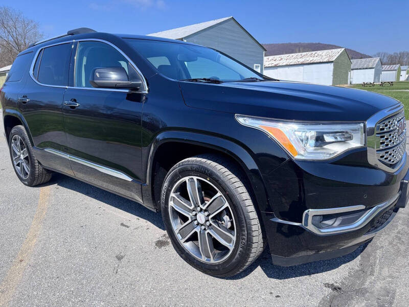 2017 GMC Acadia Denali