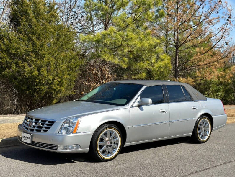 2009 Cadillac DTS for sale at Valley Classics in Huntsville AL