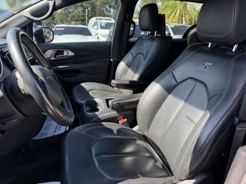 2020 Chrysler Pacifica Launch Edition