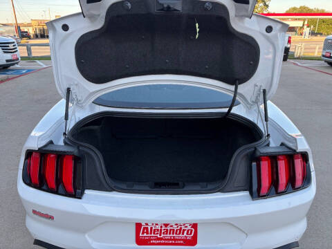 2022 Ford Mustang EcoBoost Premium