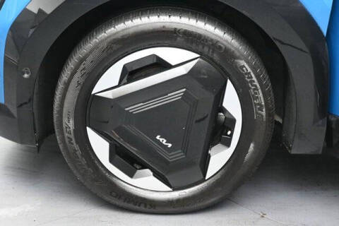 2024 Kia EV9 Land