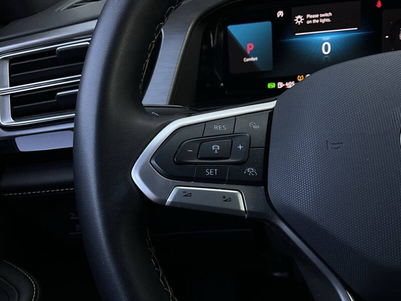 2025 Volkswagen Atlas Cross Sport SE 4Motion