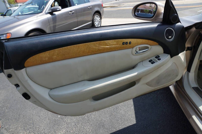 2004 Lexus SC 430