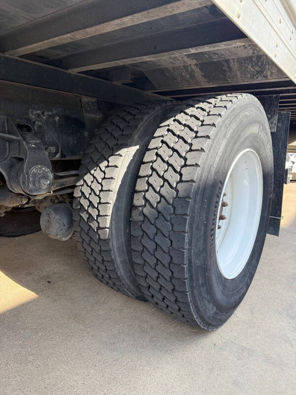 2019 Hino 338