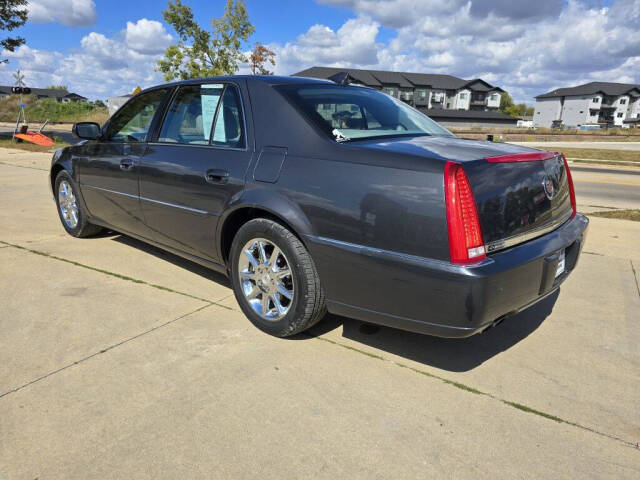 2010 Cadillac DTS for sale at Bigfoot Auto in Hiawatha, IA