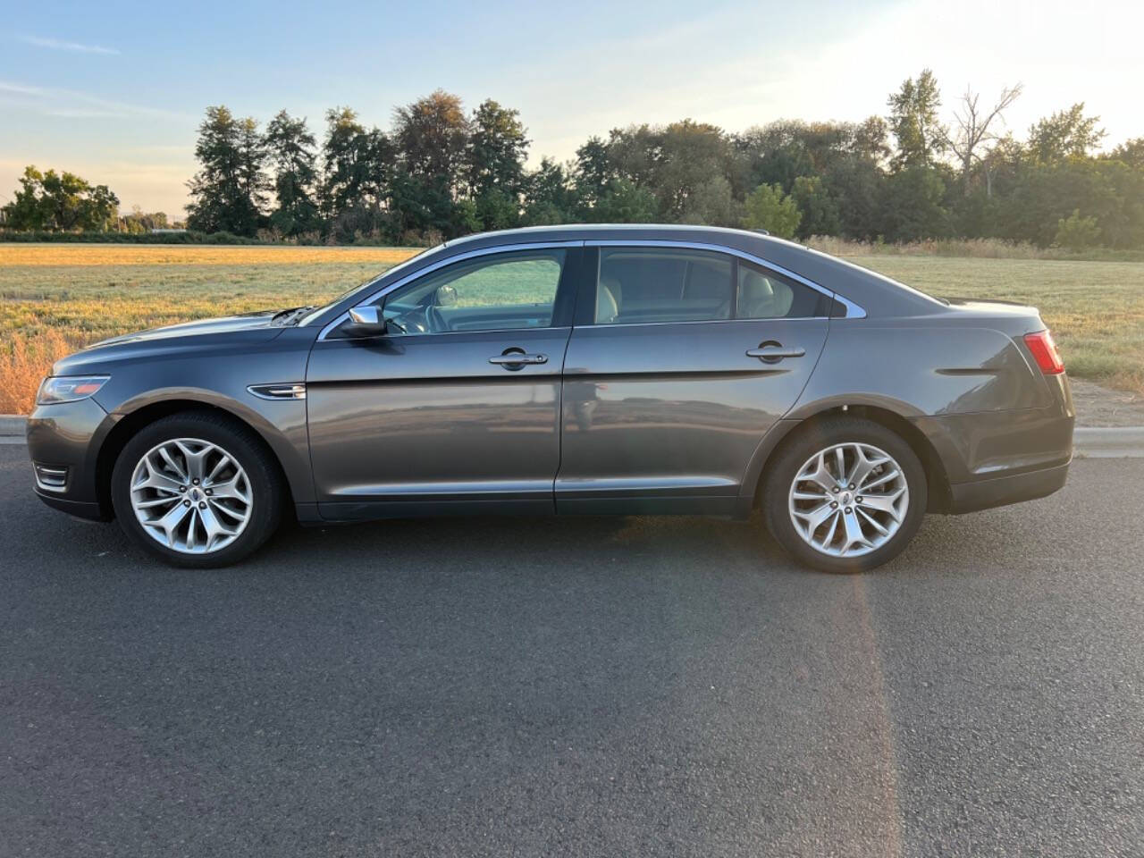 2015 Ford Taurus for sale at WALLA WALLA AUTO SALES in Walla Walla, WA