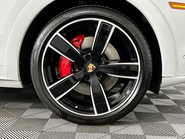 2022 Porsche Cayenne GTS