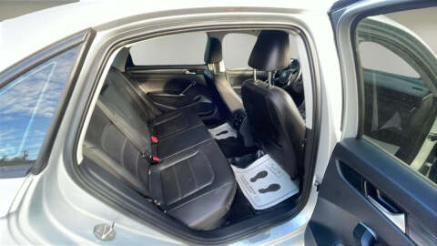 2020 Volkswagen Passat R-Line