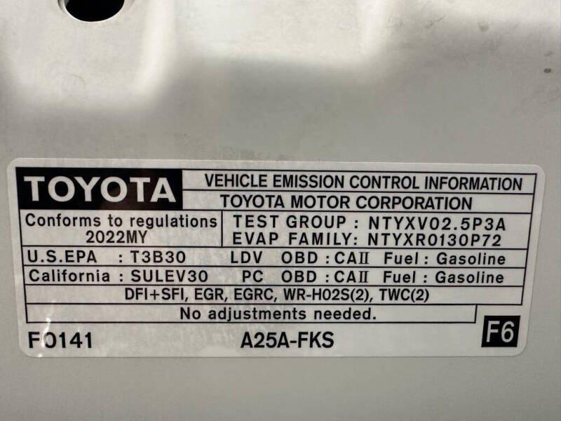 2022 Toyota Camry SE