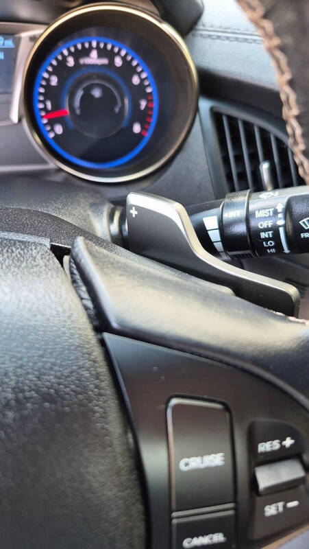 2013 Hyundai Genesis Coupe 3.8 Track