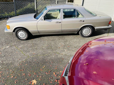 1990 Mercedes-Benz 300-Class 300 SE