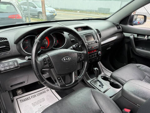 2013 Kia Sorento SX