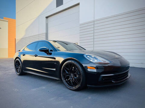 2017 Porsche Panamera 4S