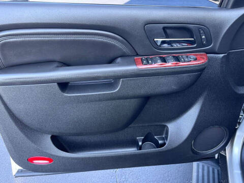 2011 Cadillac Escalade Premium