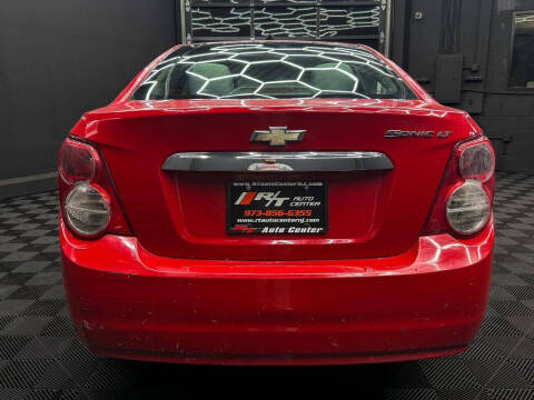 2013 Chevrolet Sonic LT Auto