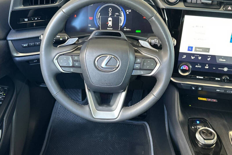 2023 Lexus RZ 450e Luxury