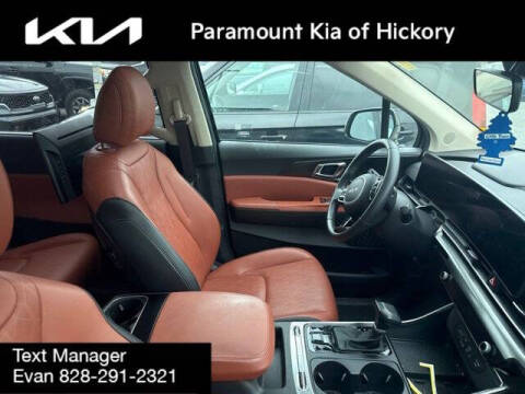 2025 Kia Carnival SX