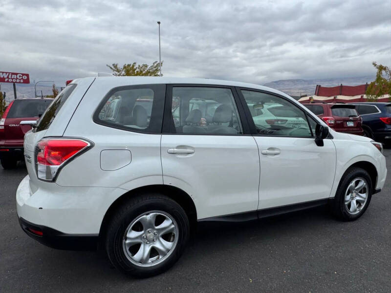 2017 Subaru Forester 2.5i