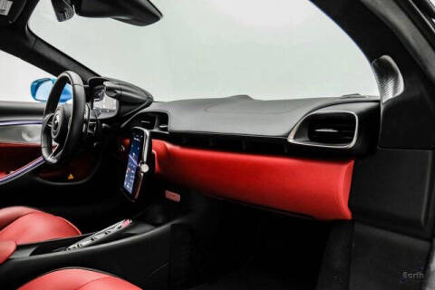 2024 McLaren Artura