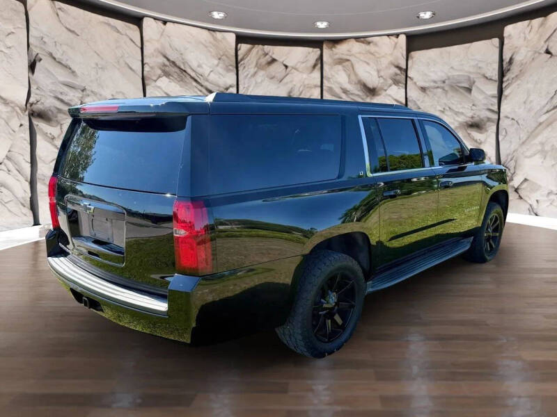 2015 Chevrolet Suburban LT