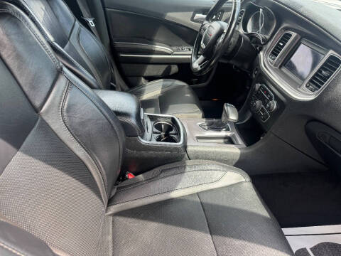 2019 Dodge Charger SXT