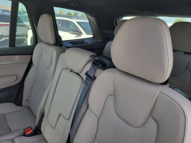 2026 Volvo XC90 B6 Plus 7P