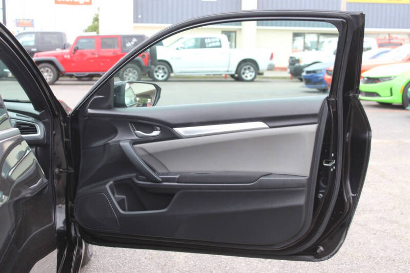 2018 Honda Civic LX-P