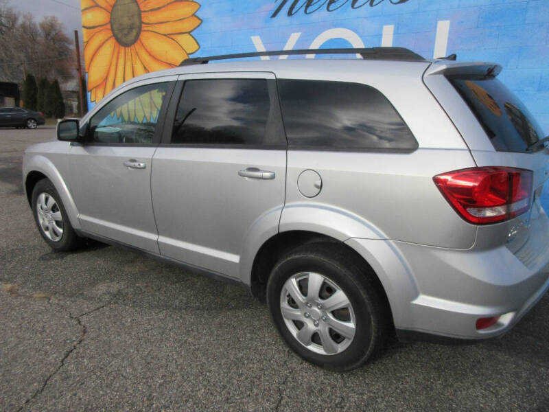 2012 Dodge Journey SXT photo 4