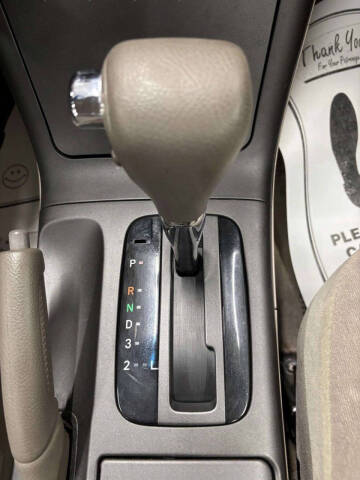 2005 Toyota Camry LE