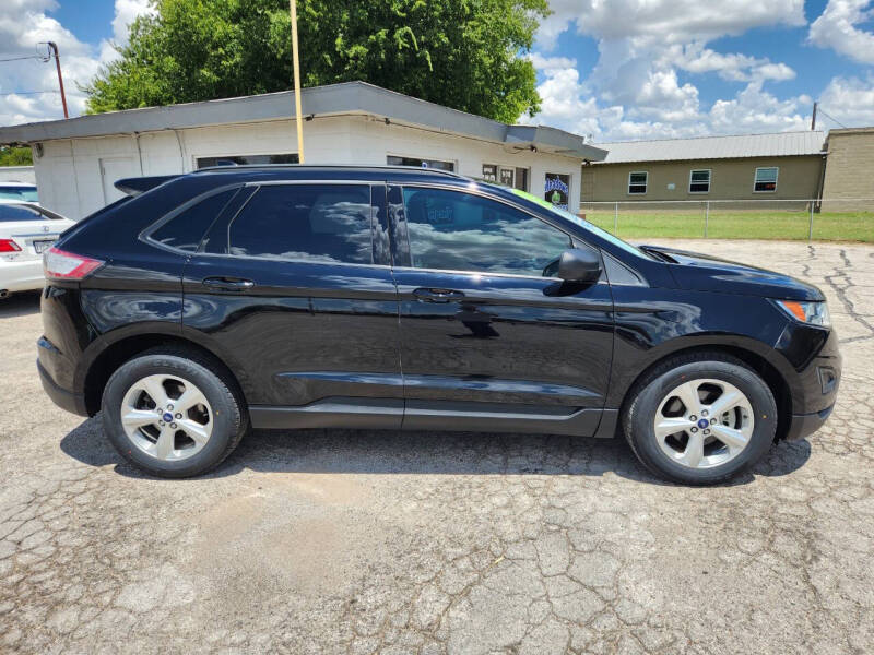 2016 Ford Edge SE - Photo 6