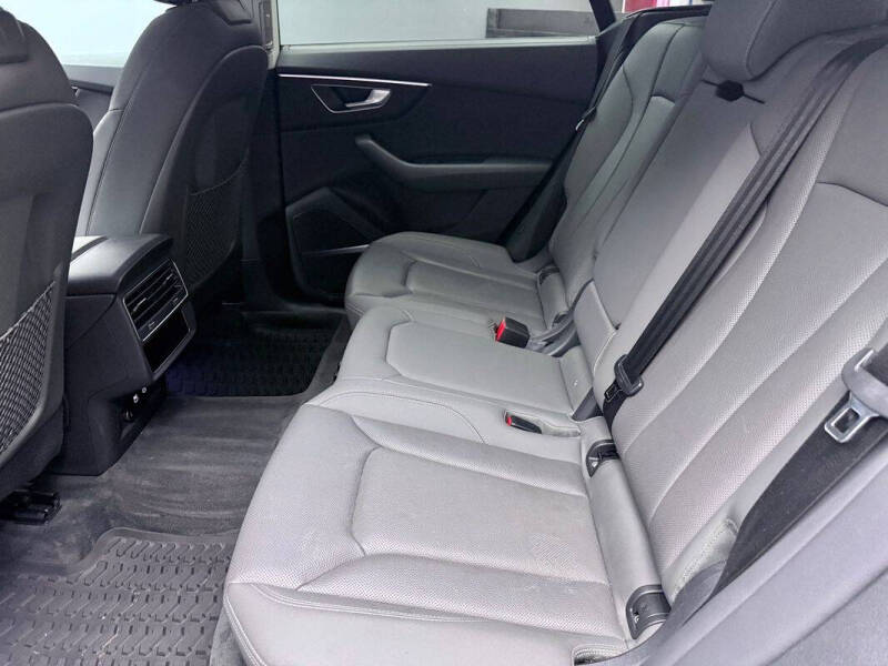 2021 Audi Q8 quattro Prestige 55 TFSI