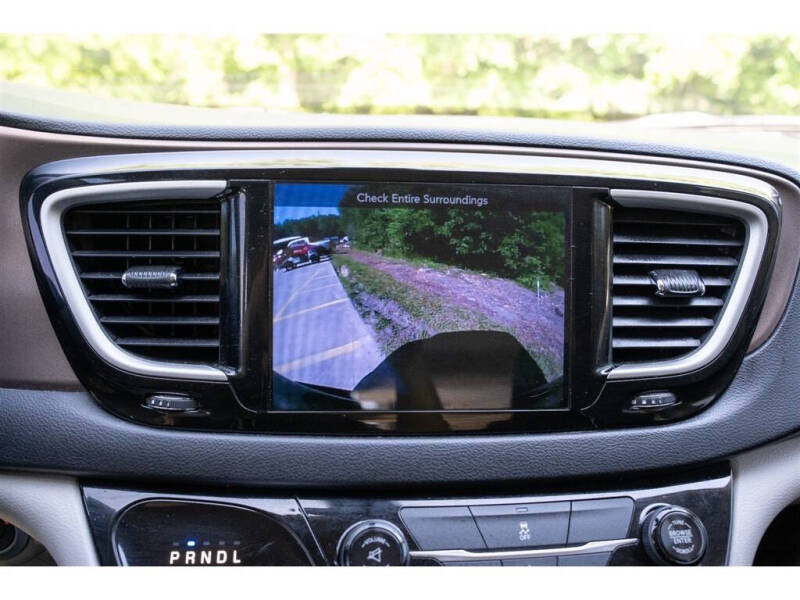 2017 Chrysler Pacifica Touring