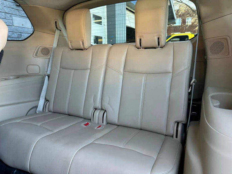 2017 Nissan Pathfinder