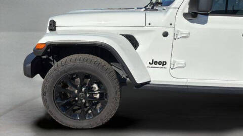 2025 Jeep Gladiator NightHawk
