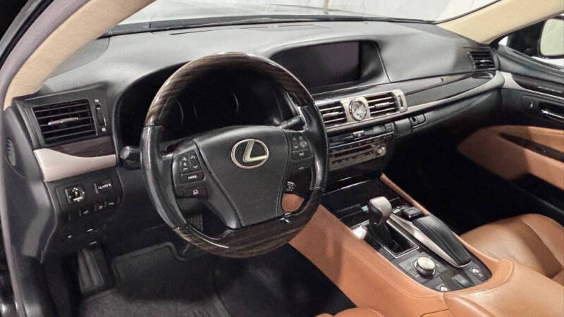 2015 Lexus LS 460 L