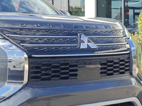 2025 Mitsubishi Outlander PHEV SE