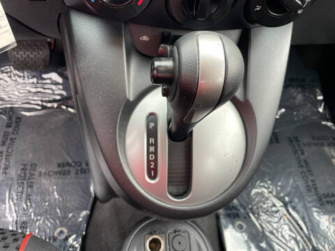 2011 Mazda MAZDA2 Touring