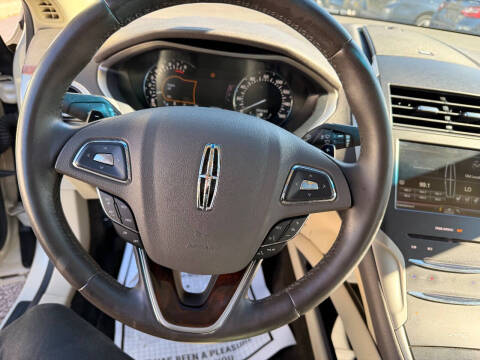 2015 Lincoln MKZ