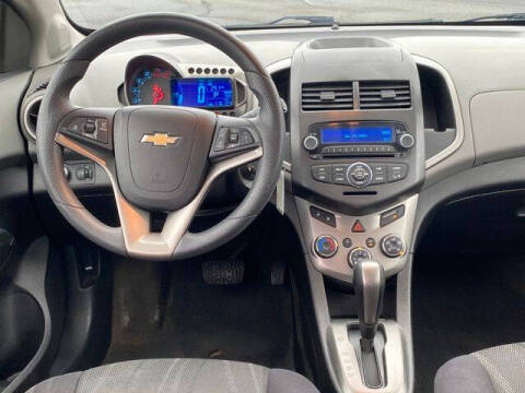 2015 Chevrolet Sonic LT Auto